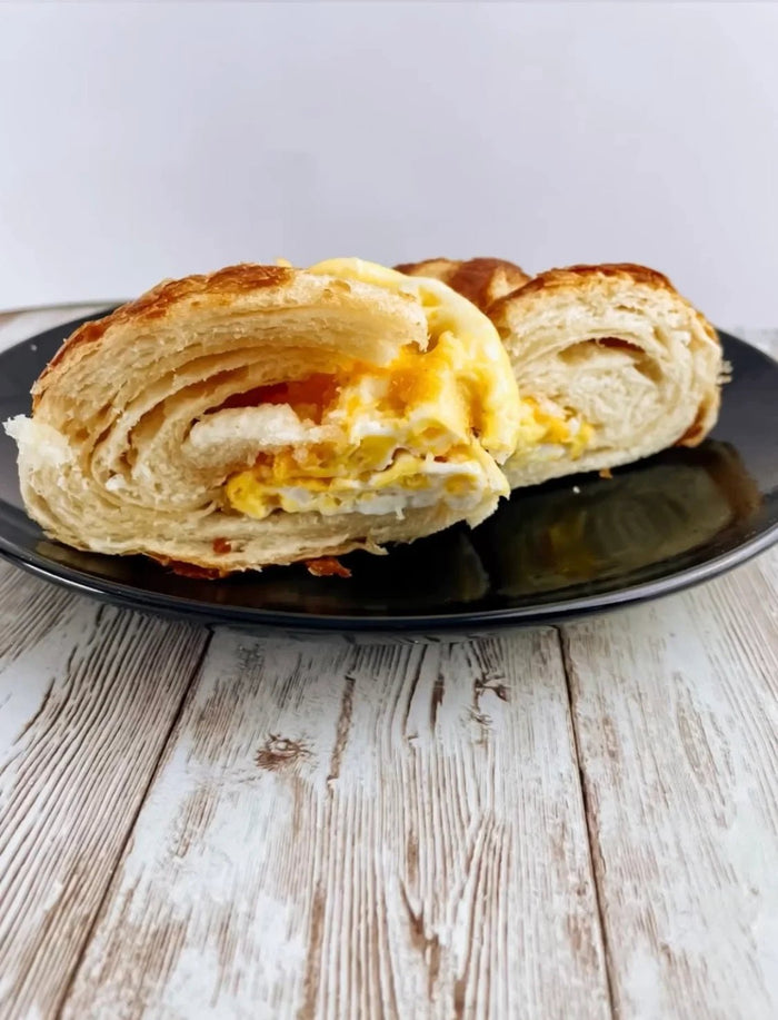 Low-Carb Croissant and Egg Recipe for a Perfect Breakfast - WiO SmartFoods